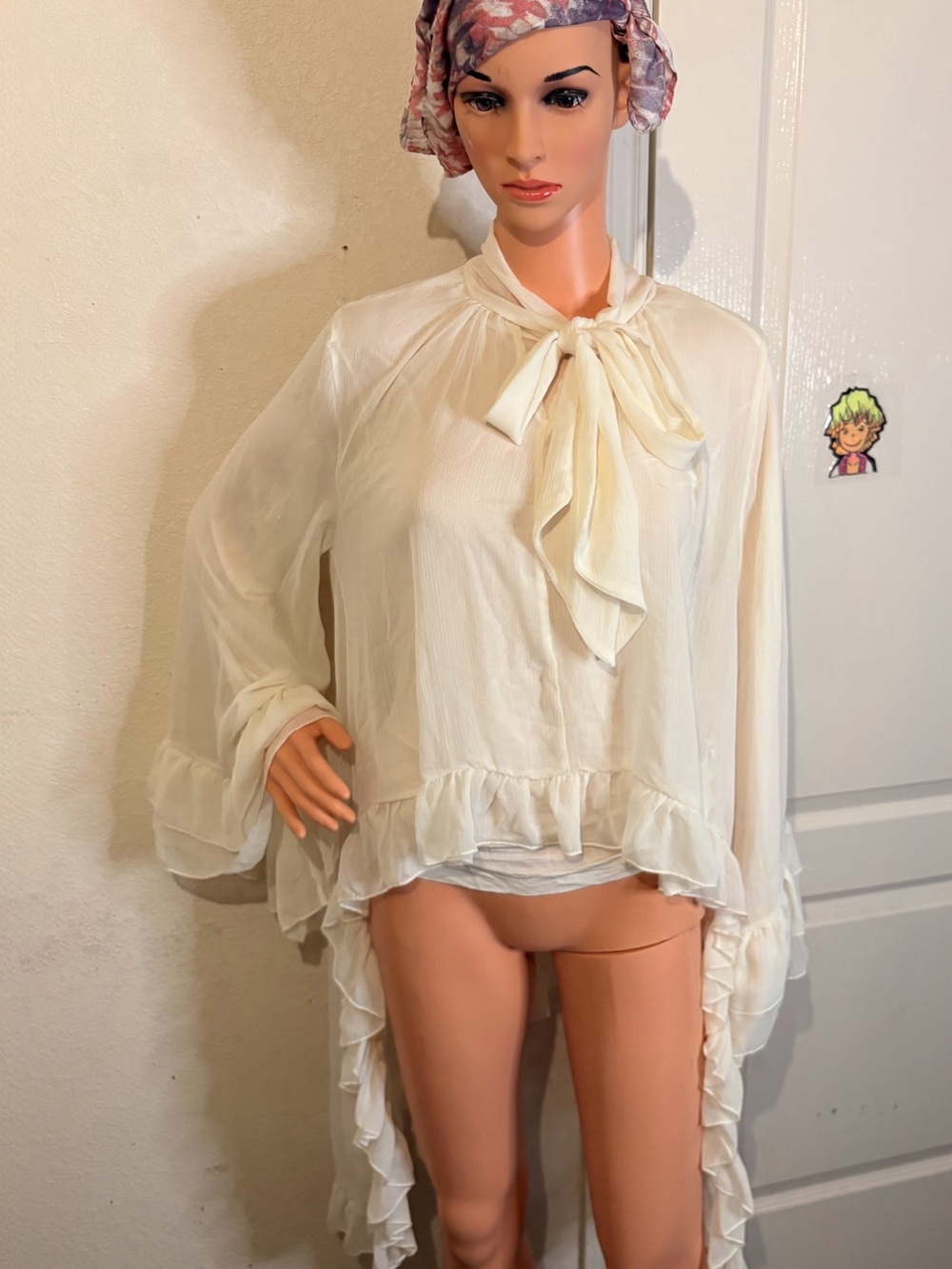 Orvis Cream Ruffle Tie-Neck Blouse 100% Silk